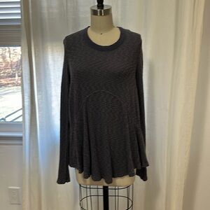 LEFT OF CENTER never worn gorgeous long sleeve cotton shirt